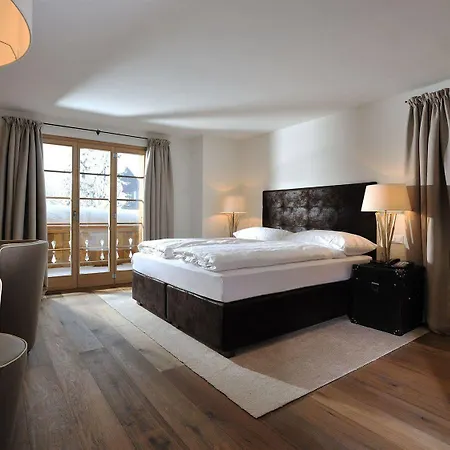 Des Alpes Superieur Hotel